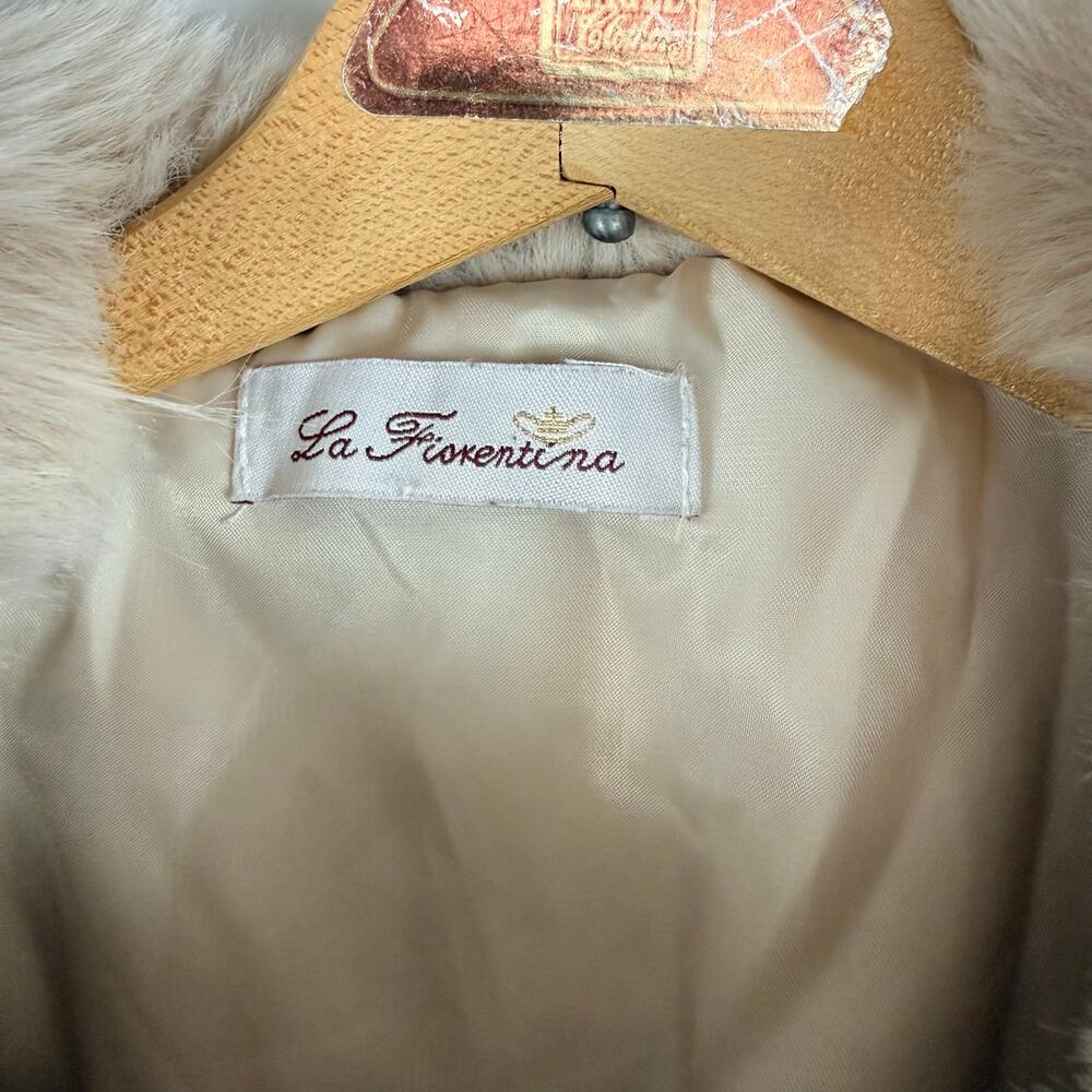 La Fiorentina One Size Faux Rabbit Fur Trim Scarf Wrap Beige Knit - Picture 3 of 8